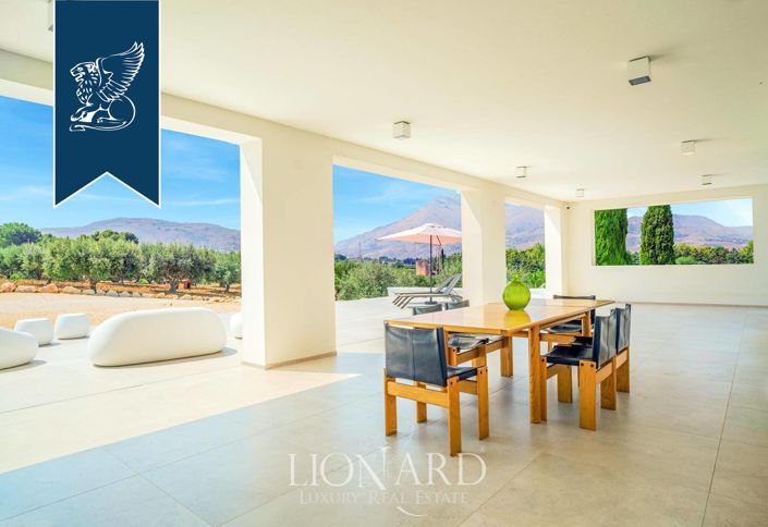 Image No.20-5 Bed Villa for sale