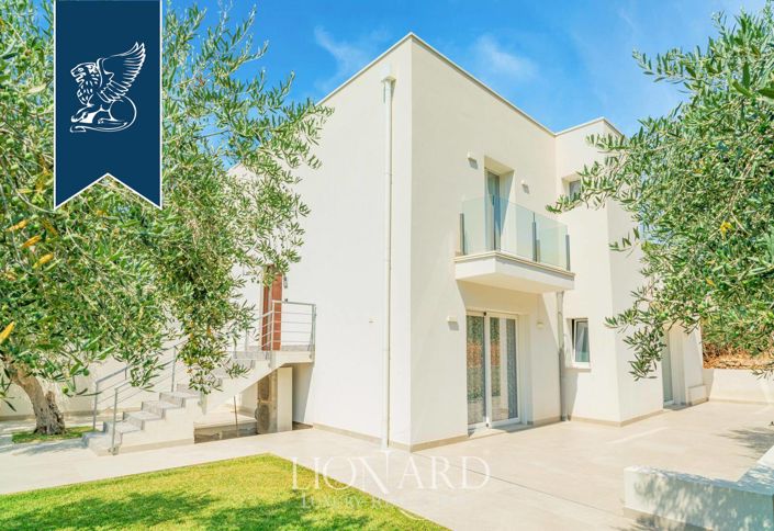 Image No.6-5 Bed Villa for sale