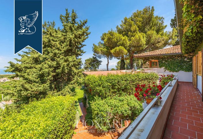 Image No.10-Villa de 8 chambres à vendre à Livorno