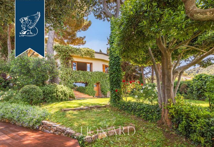 Image No.17-Villa de 8 chambres à vendre à Livorno