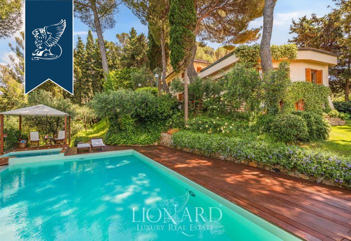 Image No.3-Villa de 8 chambres à vendre à Livorno