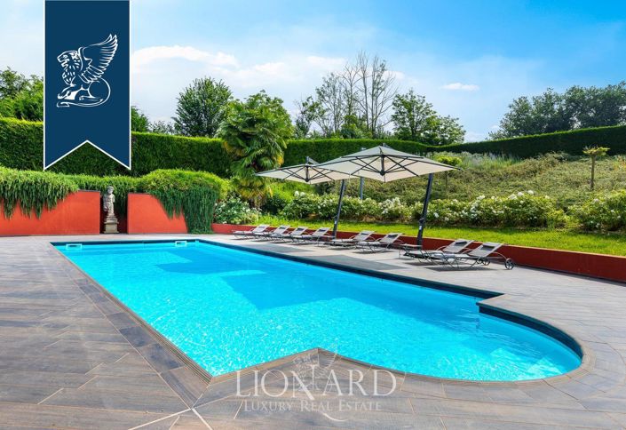 Image No.8-6 Bed Villa for sale