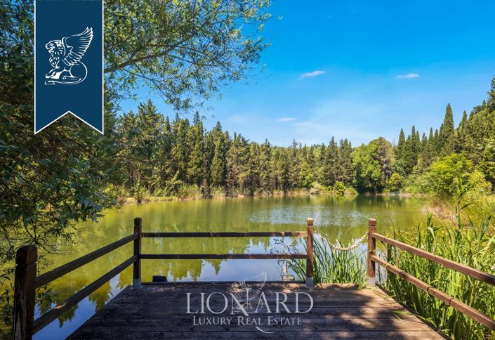 Image No.10-6 Bed Villa for sale