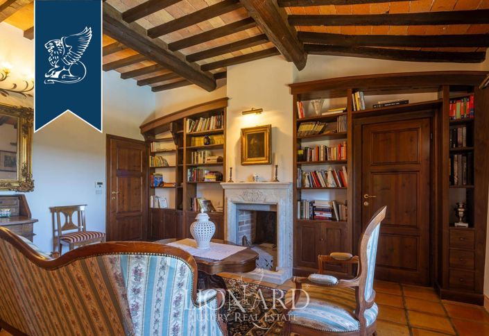 Image No.19-6 Bed Villa for sale