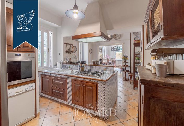 Image No.15-Villa de 4 chambres à vendre à Naples