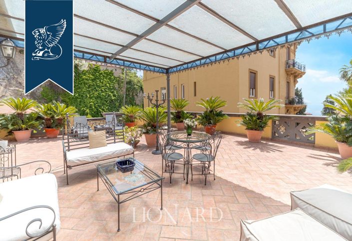 Image No.8-Villa de 4 chambres à vendre à Naples