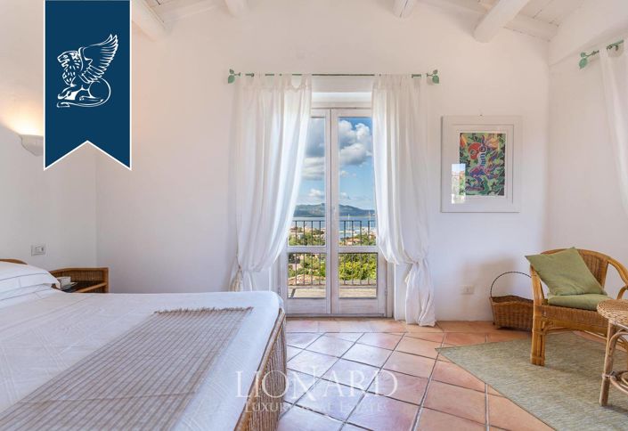 Image No.19-Villa de 5 chambres à vendre à Olbia