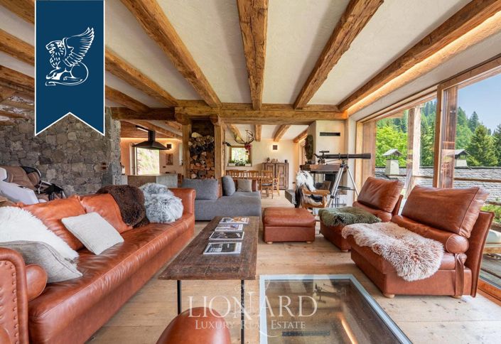 Image No.8-8 Bed Villa for sale