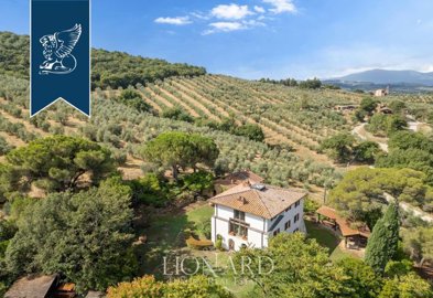 1 - Paciano, Villa