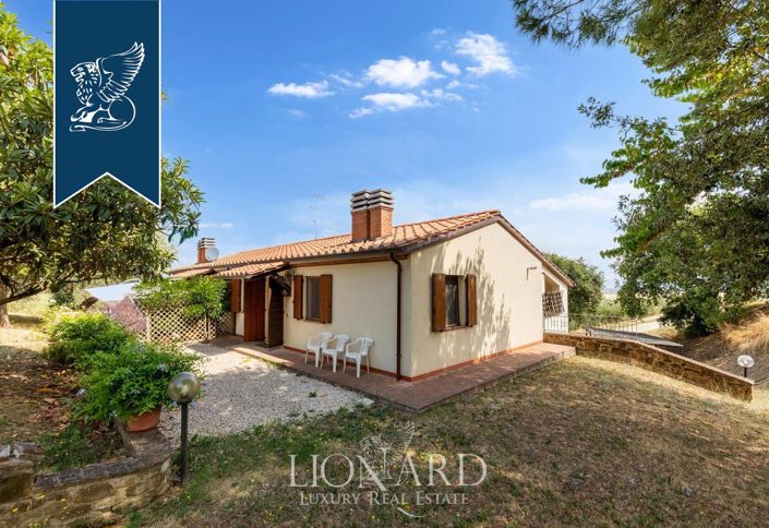 Image No.12-Villa de 36 chambres à vendre à Paciano