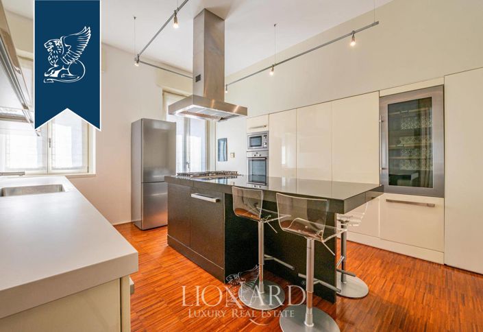 Image No.10-3 Bed Apartment for sale