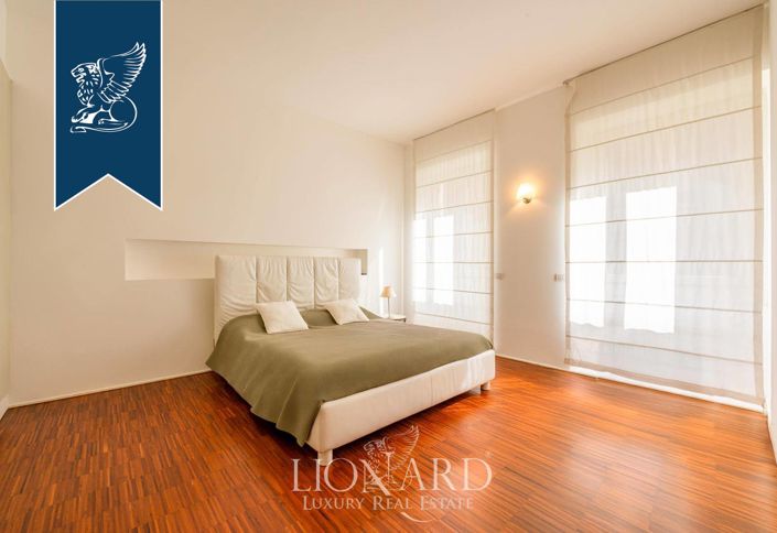 Image No.11-3 Bed Apartment for sale