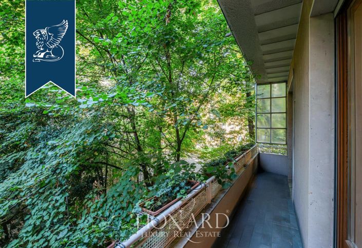 Image No.20-3 Bed Apartment for sale