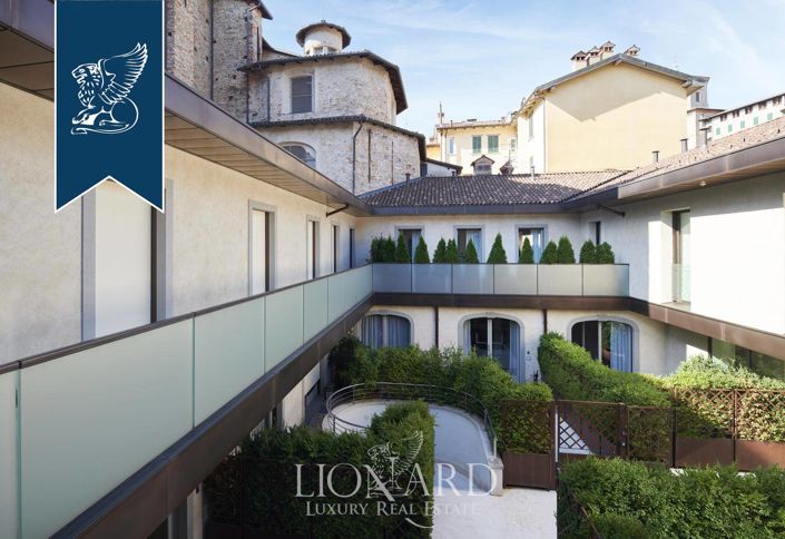 Image No.20-2 Bed Apartment for sale