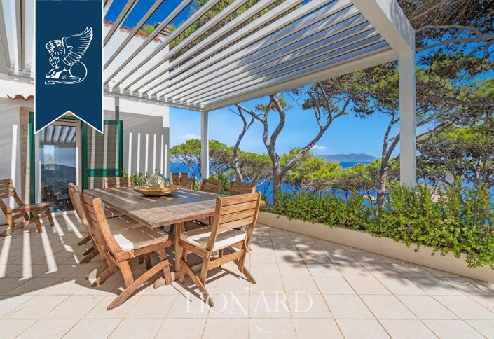 Image No.16-9 Bed Villa for sale