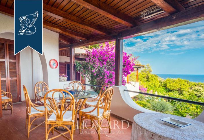 Image No.15-10 Bed Villa for sale