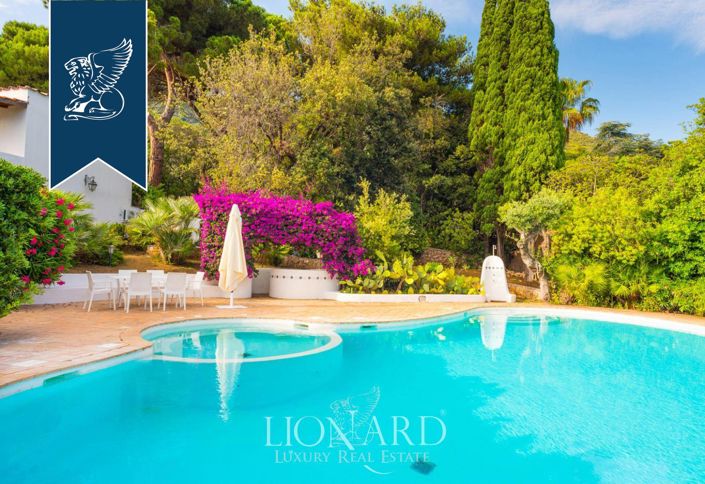 Image No.3-10 Bed Villa for sale