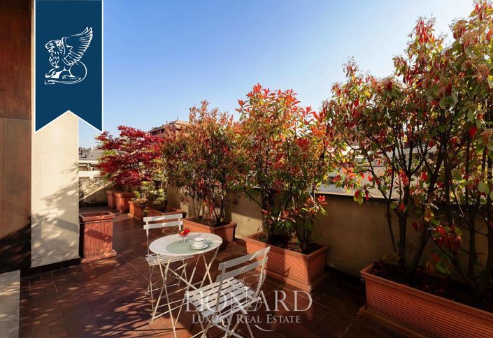 Image No.10-3 Bed Apartment for sale