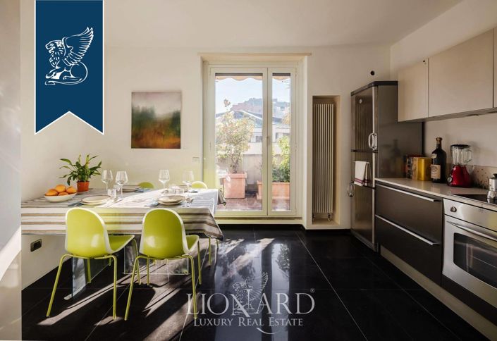 Image No.8-3 Bed Apartment for sale