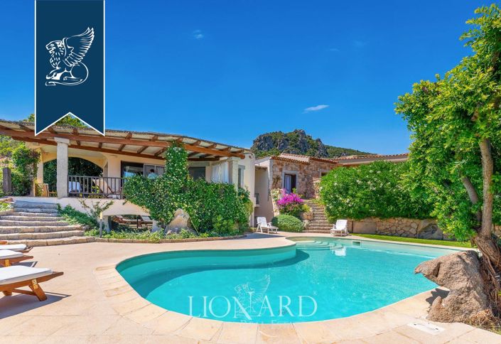 Image No.2-6 Bed Villa for sale