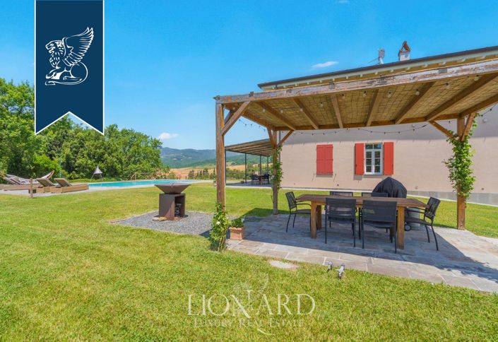 Image No.5-5 Bed Villa for sale