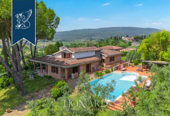 Image No.1-5 Bed Villa for sale