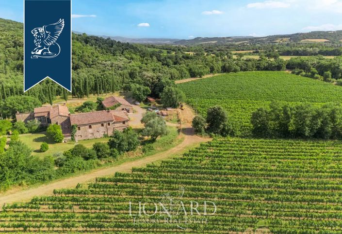 Image No.2-5 Bed Farmhouse for sale