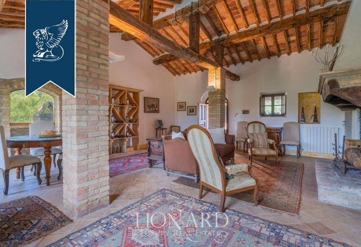 Image No.9-5 Bed Farmhouse for sale