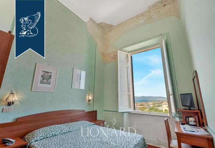 Image No.16-32 Bed Hotel for sale