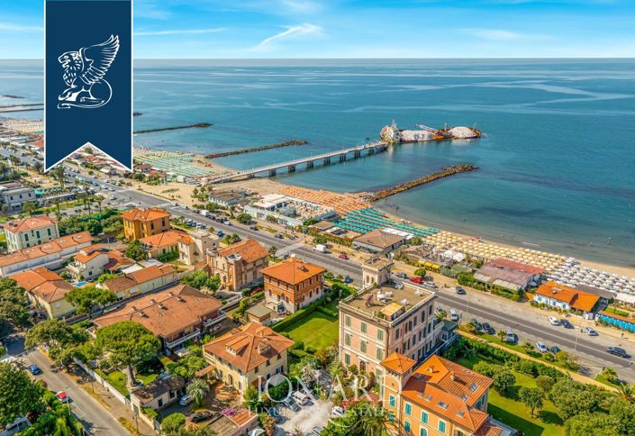 Image No.4-32 Bed Hotel for sale