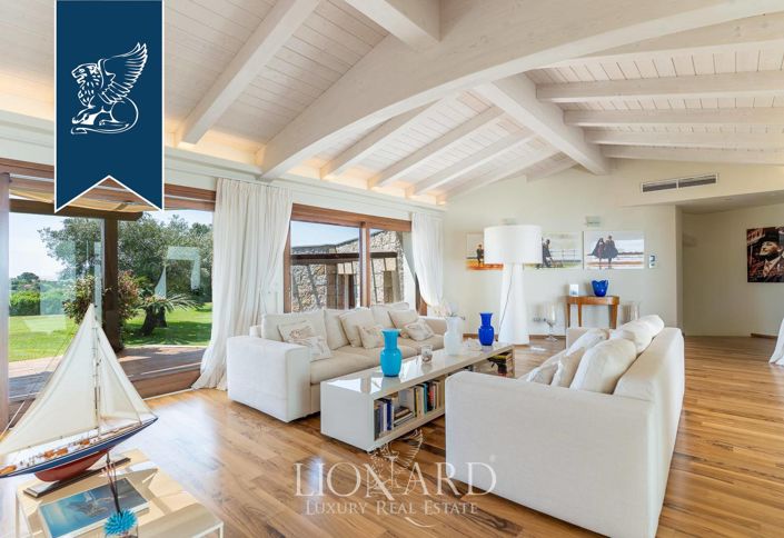 Image No.17-7 Bed Villa for sale