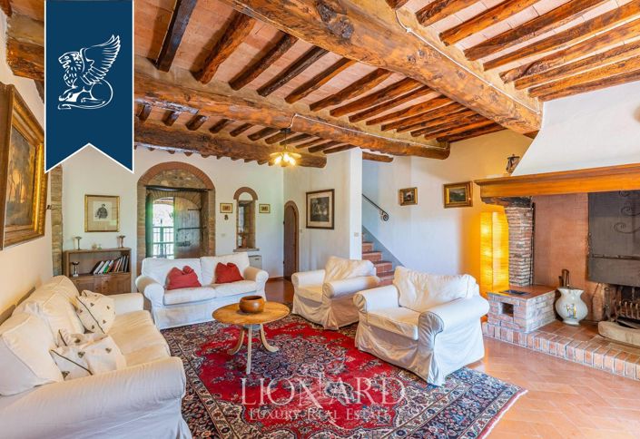 Image No.20-9 Bed Villa for sale