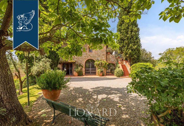 Image No.5-9 Bed Villa for sale