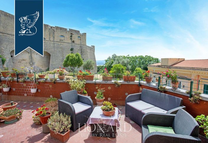 Image No.2-Villa de 6 chambres à vendre à Naples