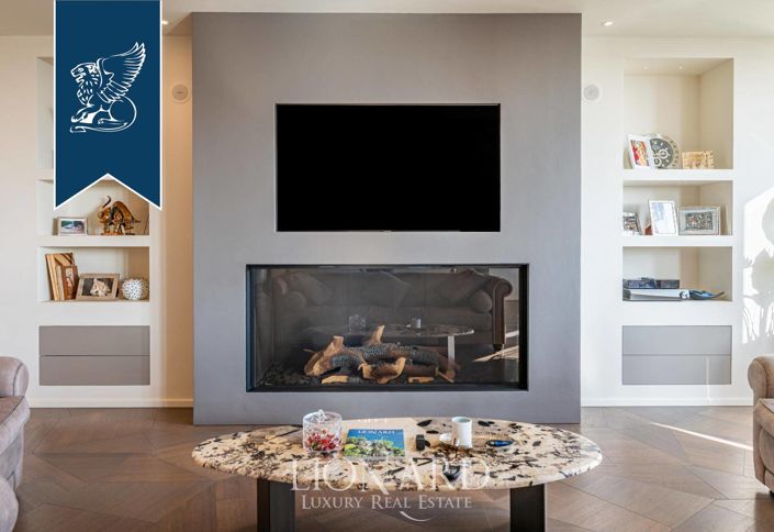 Image No.17-6 Bed Apartment for sale