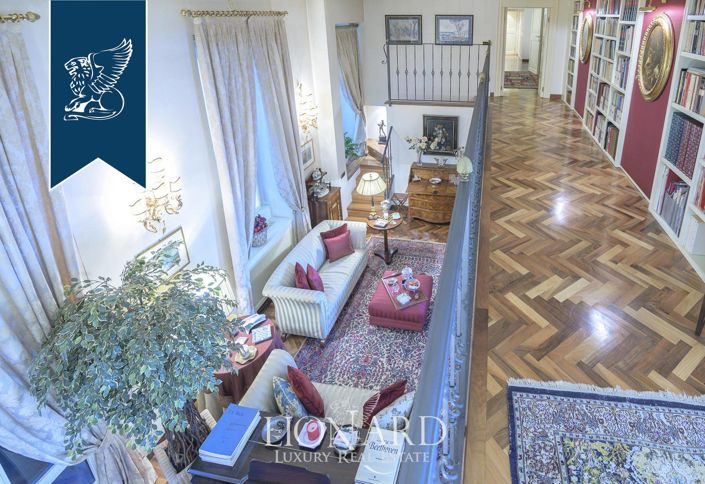 Image No.24-4 Bed Flat for sale