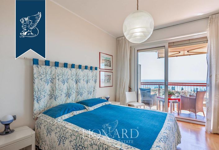 Image No.17-3 Bed Apartment for sale