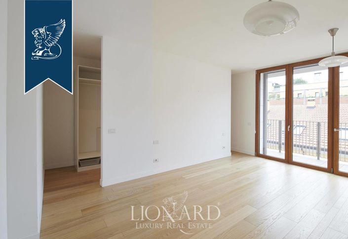 Image No.11-3 Bed Apartment for sale