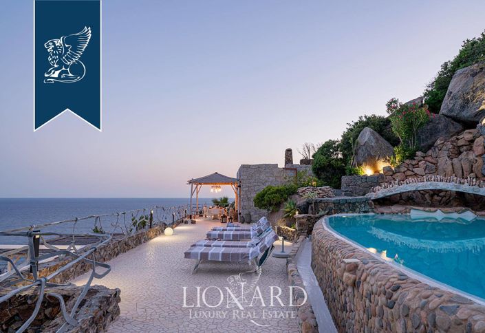 Image No.17-Villa de 13 chambres à vendre à Maracalagonis