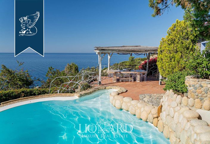 Image No.23-Villa de 13 chambres à vendre à Maracalagonis