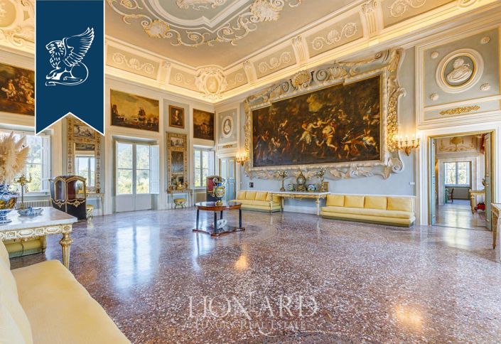 Image No.16-10 Bed Villa for sale