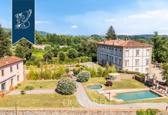 Image No.4-10 Bed Villa for sale