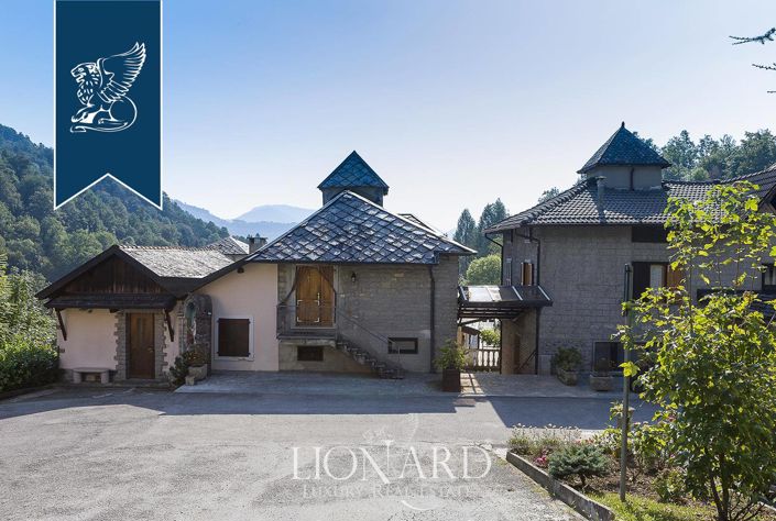 Image No.27-35 Bed Hotel for sale