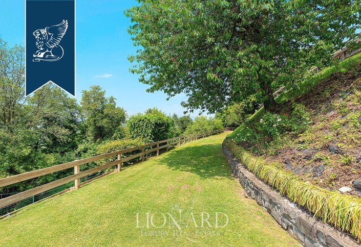 Image No.10-Villa for sale