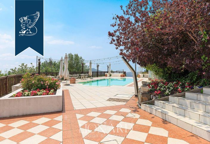 Image No.6-Villa for sale