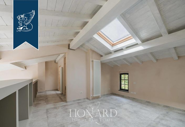 Image No.17-2 Bed Villa for sale