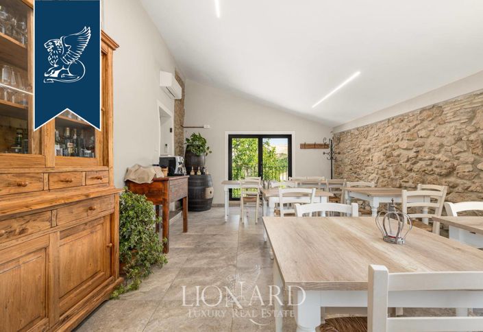 Image No.13-Ferme de 8 chambres à vendre à Volterra