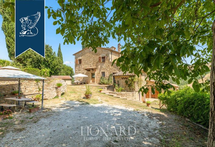 Image No.4-Ferme de 8 chambres à vendre à Volterra