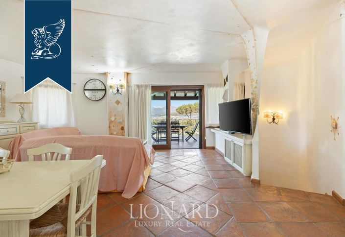 Image No.13-6 Bed Villa for sale