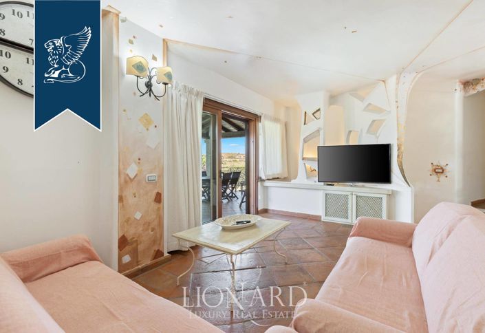 Image No.15-6 Bed Villa for sale